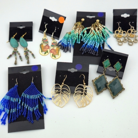 7 Pair Earring Bundle | Boho Beaded, Leaf, Statement & Dangle Earrings NWT - Picture 1 of 9